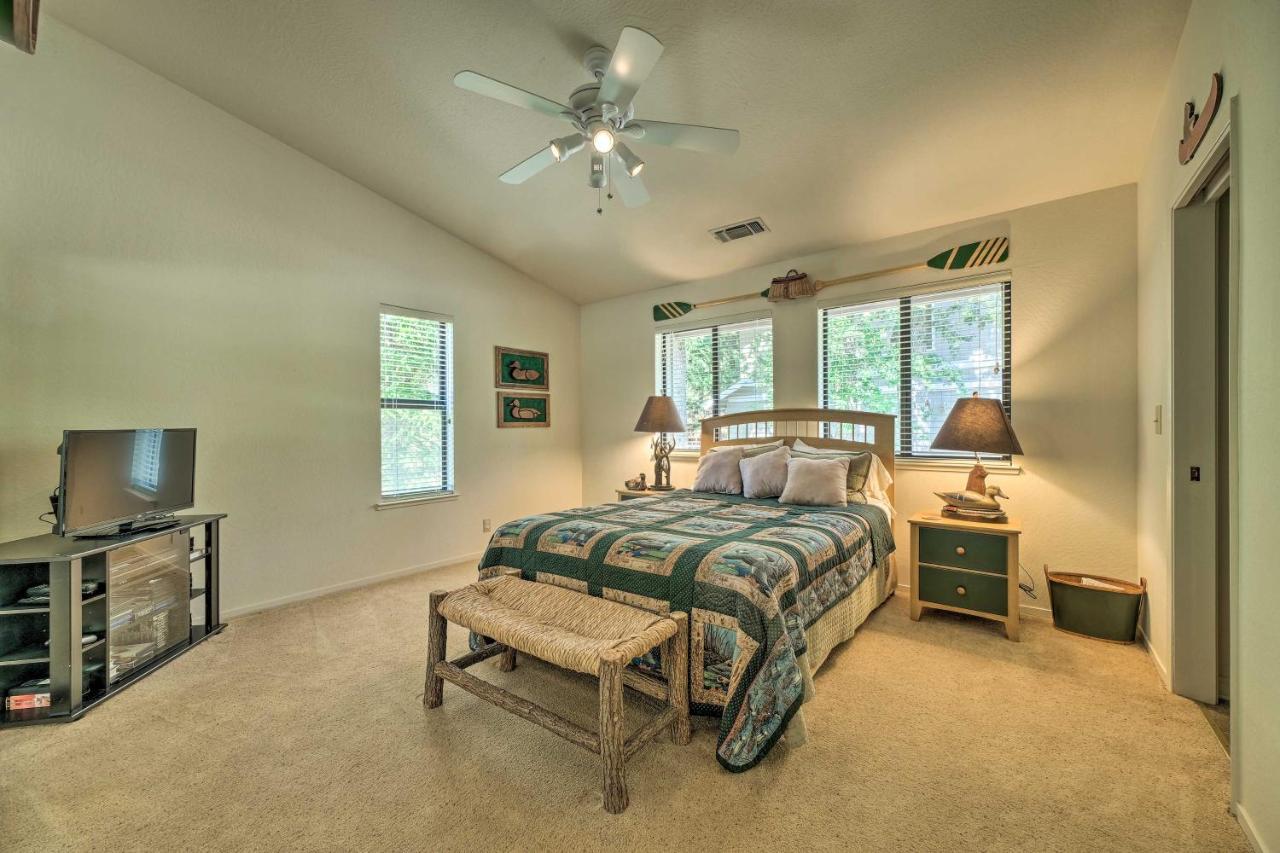 Pine Mountain Lake Haven With Spacious Deck! Groveland Exterior foto